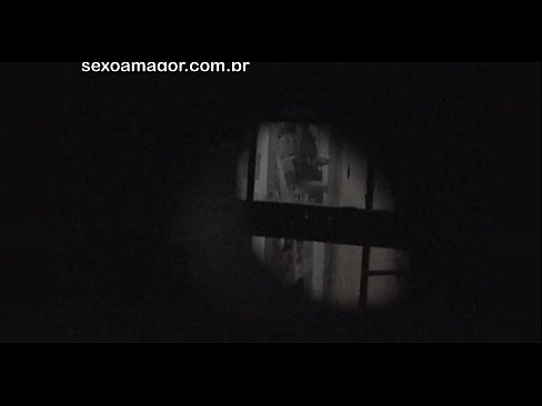 ❤️ Blondie bliver hemmeligt videooptaget af en voyeur fra nabolaget gemt bag hule mursten ️ Just porno at da.nullscripts.top ❤