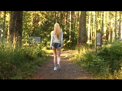 ❤️ Smuk kvinde bevæger sig langsomt, ikke nøgen video ️ Just porno at da.nullscripts.top ❤